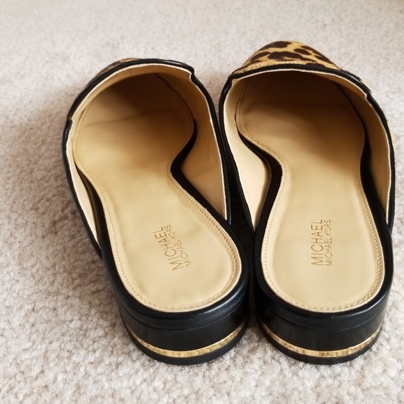Michael Kors leopard print slides 8.5 - Picture 2 of 4